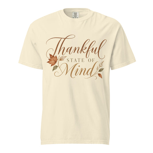 Ivory Comfort Colors tee with "Thankful State of Mind" script and autumn leaves across the chest.